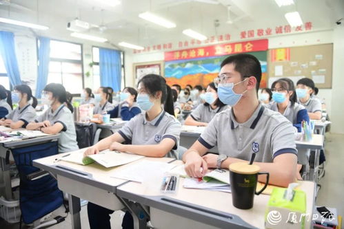 廈門中小學(xué)復(fù)學(xué)后 半期考、補課與課后服務(wù)細則解答（市教育局權(quán)威回應(yīng)）